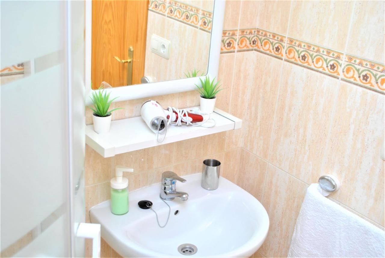 Apartamento Veronica H マラガ エクステリア 写真